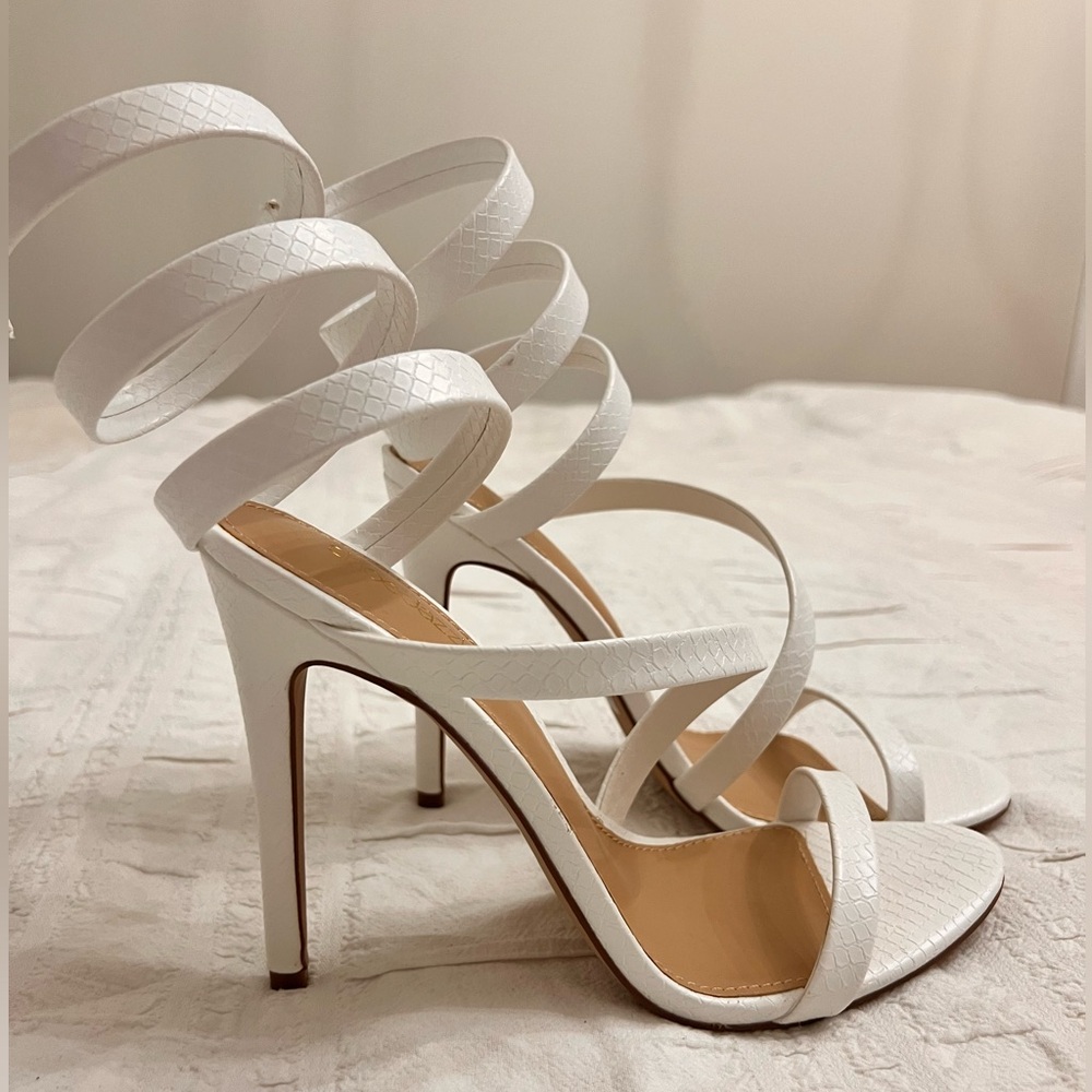 Never worn!  White JustFab heels with ankle wrap, size 10.